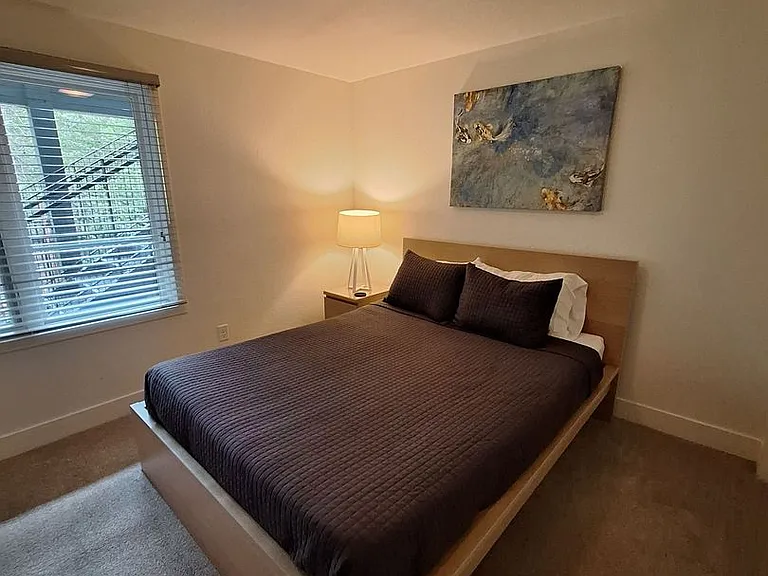 CH-Maxwell Lofts — Photo 48