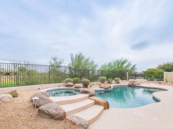 9239 N Crown Rdg