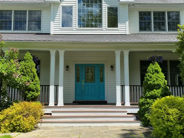48 Farm Lake Court, Carmel, NY 10512