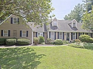 53 Bailey Dr, Washington Crossing, PA 18977