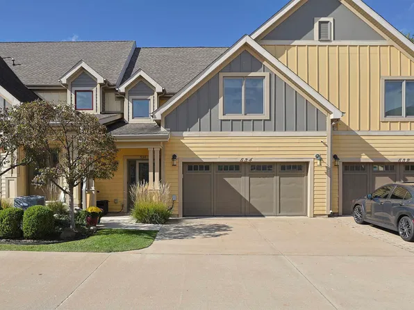 534 Kamm Island Pl #8, Mishawaka, IN 46544