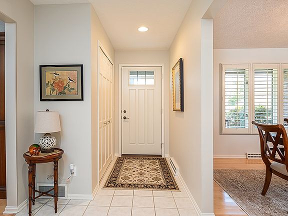 5th image of 1563 Brookpark Dr