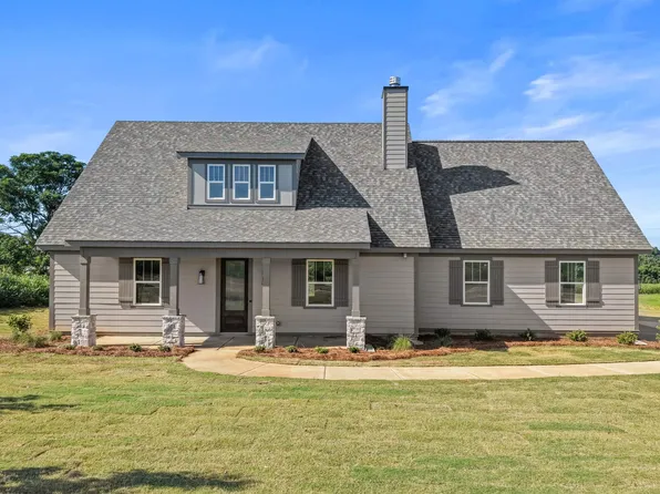 1140 Madison Hills Dr, Madison, GA 30650
