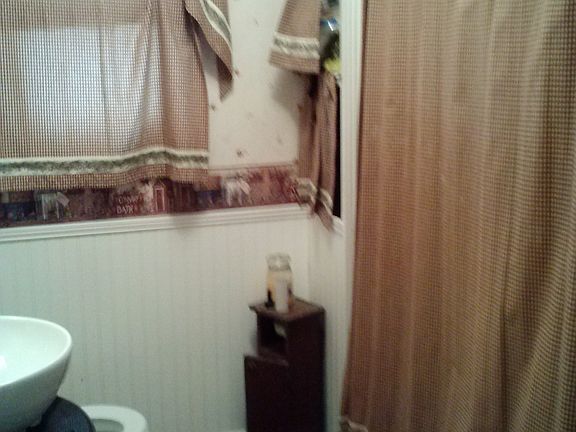 5th image of 3807 Cliffside Ave