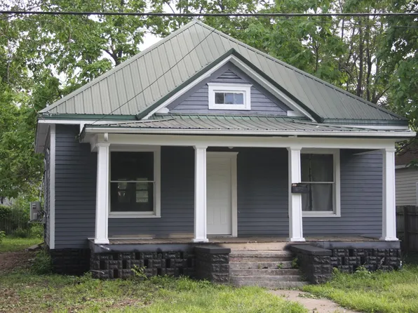 317 E Hickory St, Nevada, MO 64772