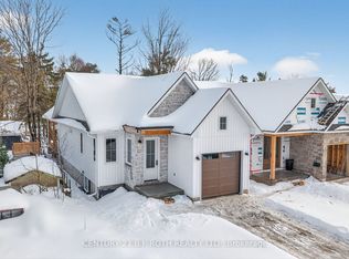 75 Vancouver St, Barrie, ON L4M 4M5