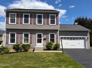 11 Highland View Avenue, Rensselaer, NY 12144