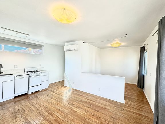5th image of 4106 Warner Blvd APT F