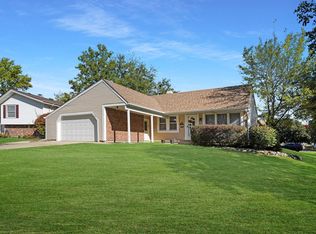181 Lakeview Ct, Bloomingdale, IL 60108