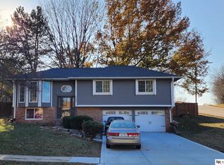 1000 Conestoga Rd, Papillion, NE 68046