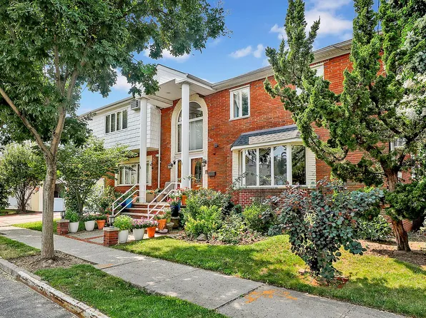 2306 E 70th St, Brooklyn, NY 11234