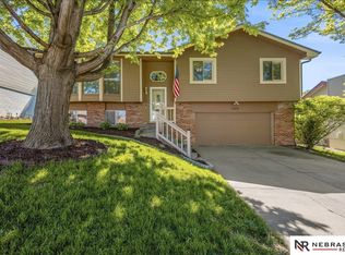12109 N 158th St, Bennington, NE 68007