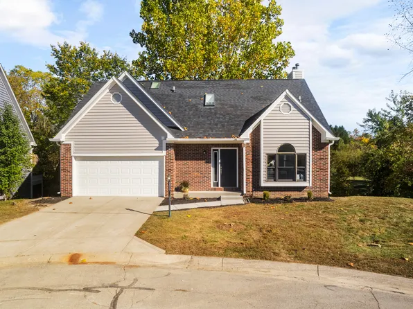 19 Calumet Ct, Zionsville, IN 46077