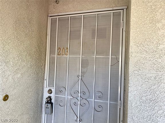 2nd image of 4848 Nara Vista Way Unit 203