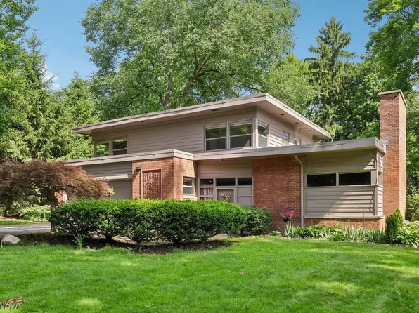 (undisclosed Address), Akron, OH 44303