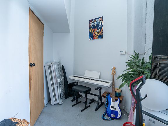 5th image of 175 Stockholm St APT 109