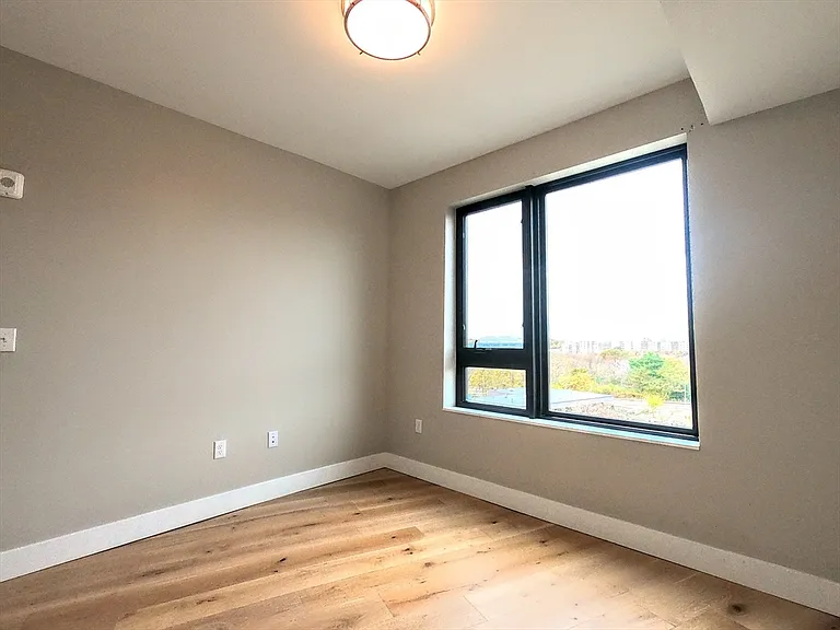 70 Leo M Birmingham Pkwy #508 — Photo 33