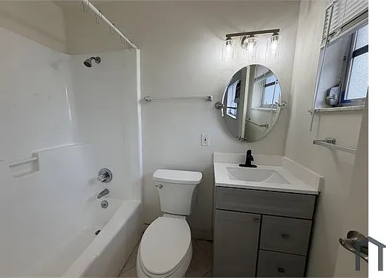 5174 NE 6th Ave #526 — Photo 16