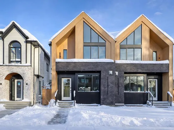 2216 W 35th St SW, Calgary, AB T3E 2X8