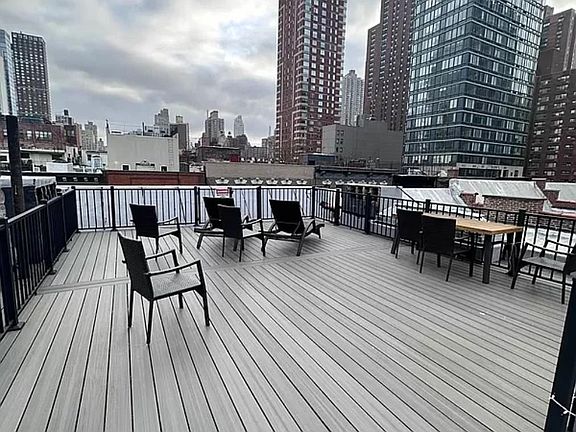 5th image of 319 E 93rd St APT 3E