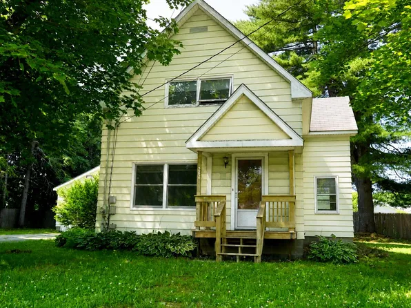 262 Hartland Avenue, Pittsfield, ME 04967