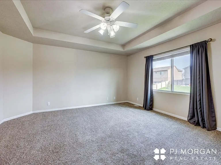 18726 Birchwood Ave — Photo 16