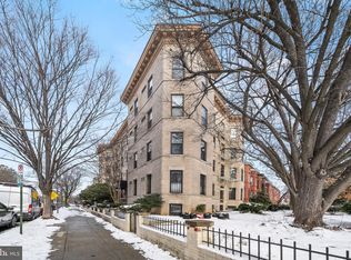 121 13th St NE APT 202, Washington, DC 20002