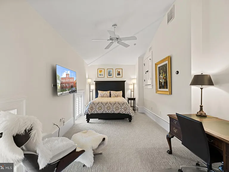 725 5th St SE #23 — Photo 23