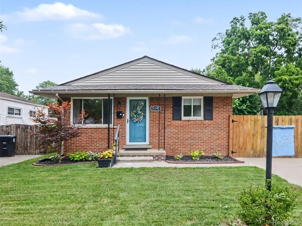 19345 Antago St, Livonia, MI 48152