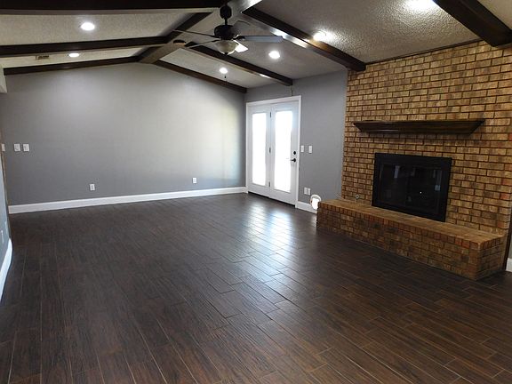2nd image of 926 E Juniper Ave
