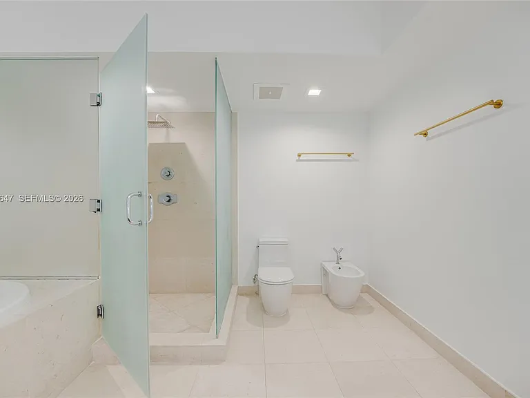 450 Alton Rd #906 — Photo 29