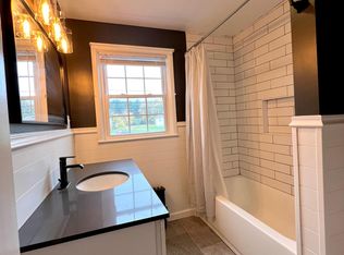 505 Scituate Ave, Cranston, RI 02921