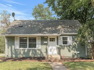 281 Hazelwood St, Saint Paul, MN 55106