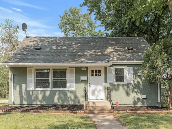 281 Hazelwood St, Saint Paul, MN 55106