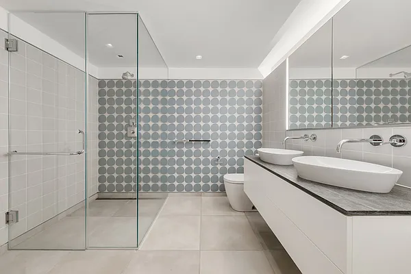 Sold by SERHANT. | media 19