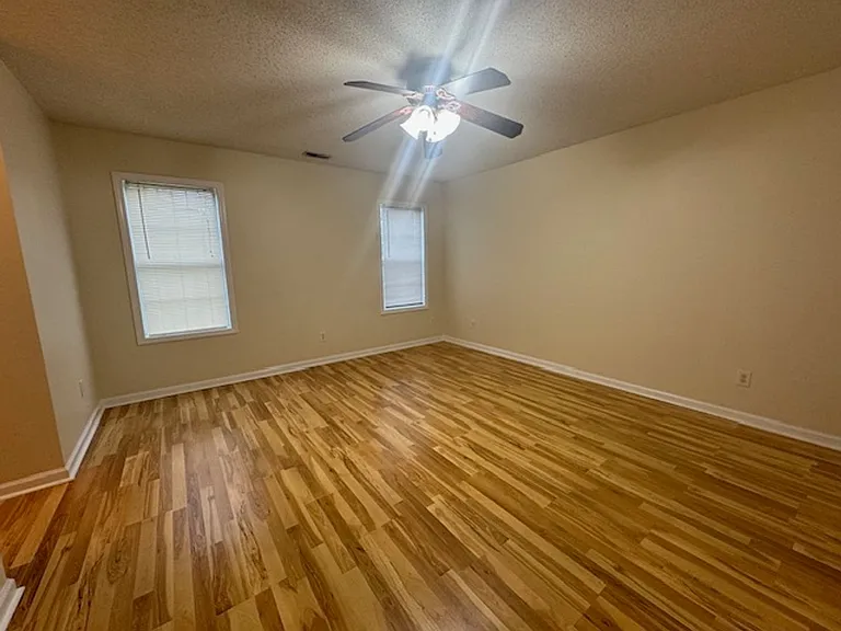 7217 Vespar Court West Bay Ests — Photo 14