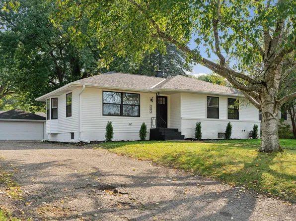 242 Butler Ave W, West Saint Paul, MN 55118