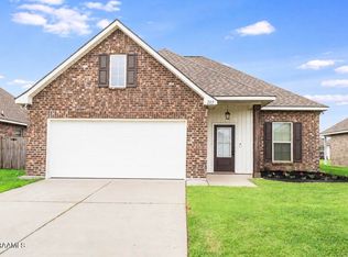 205 Rocky Meadows Ln, Lafayette, LA 70506