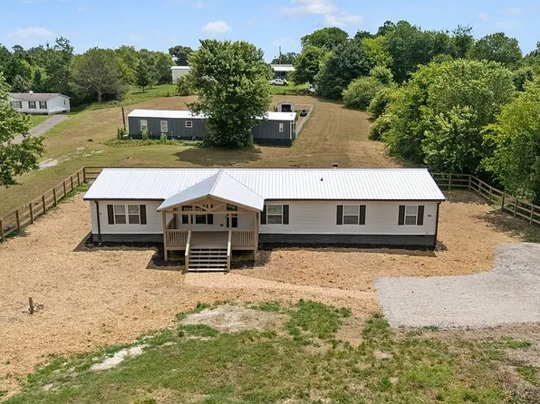 773 Brackett Rd NE, Resaca, GA 30735