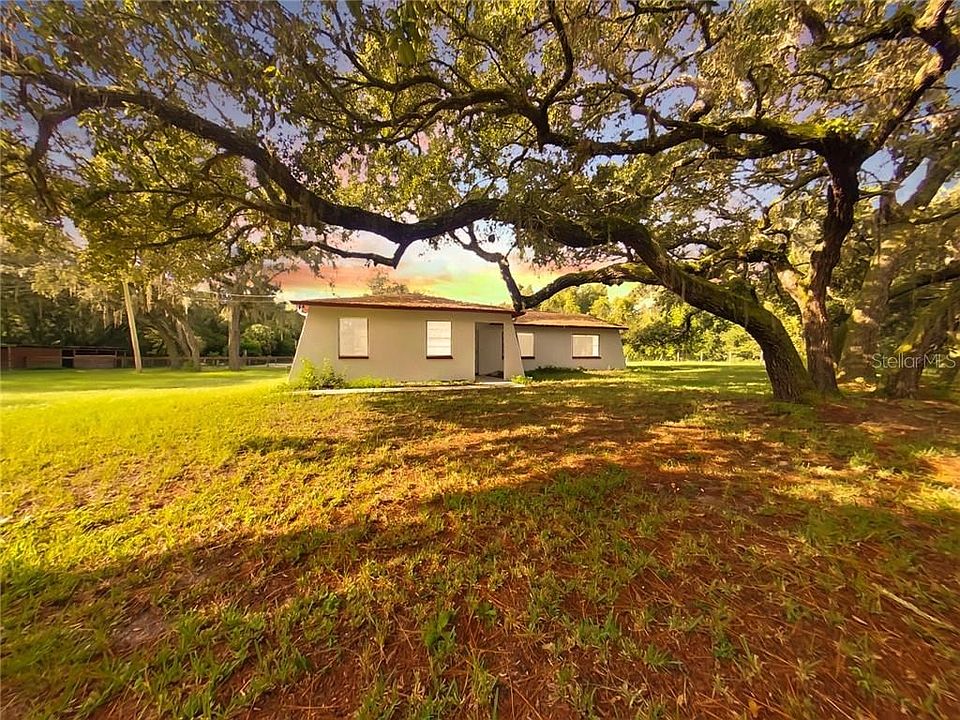 1st image of 13932 Oakwood Dr