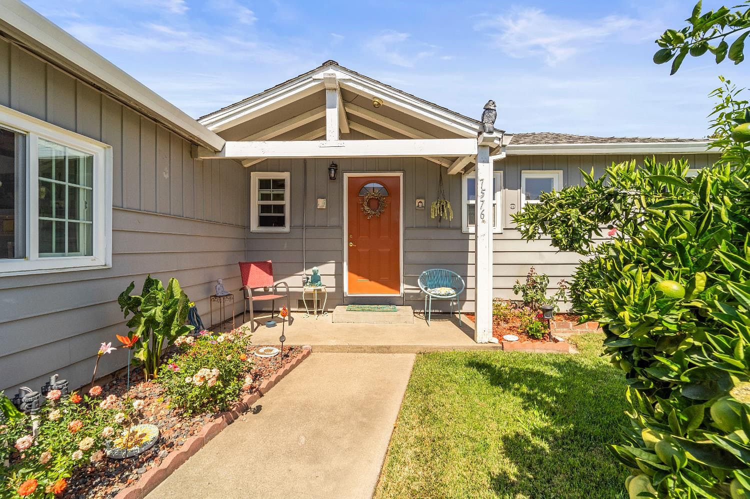 7576 21st Street, Sacramento, CA 95822 | Zillow