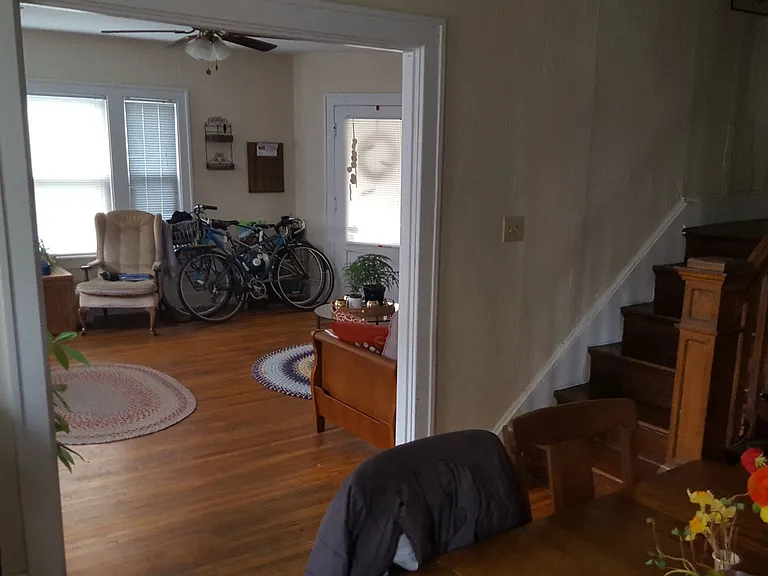 2476 Adams Ave — Photo 9