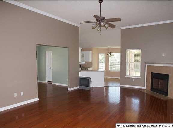 2nd image of 2885 Olivia Ln