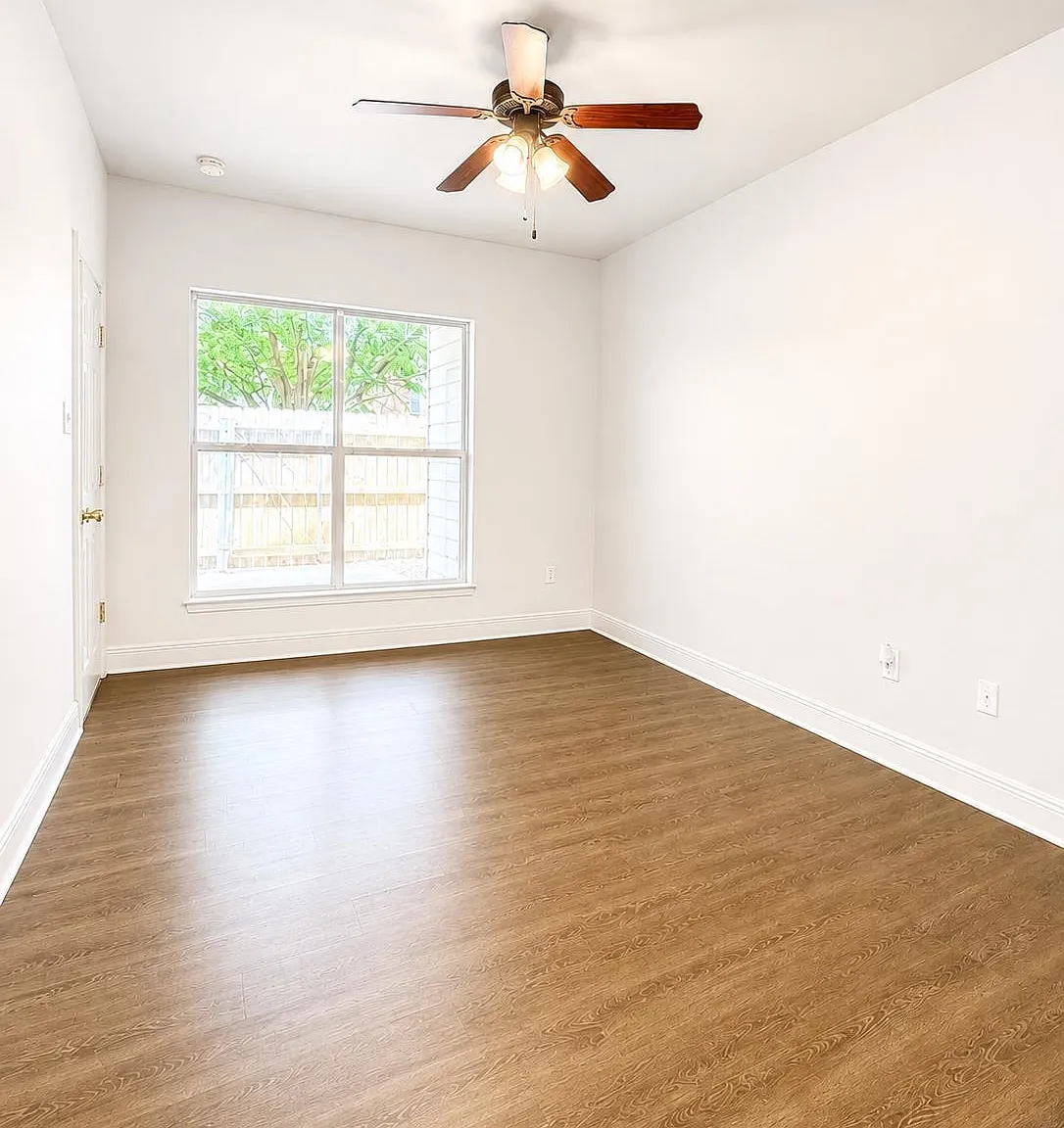 2 bed, 1219 sqft, $1,600 — Photo 4