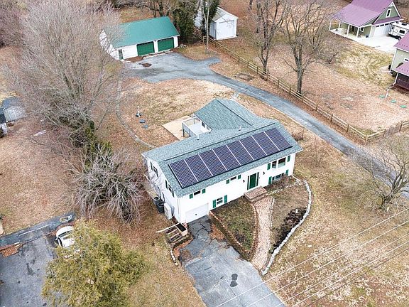 2nd image of 3231 Williamsville Rd