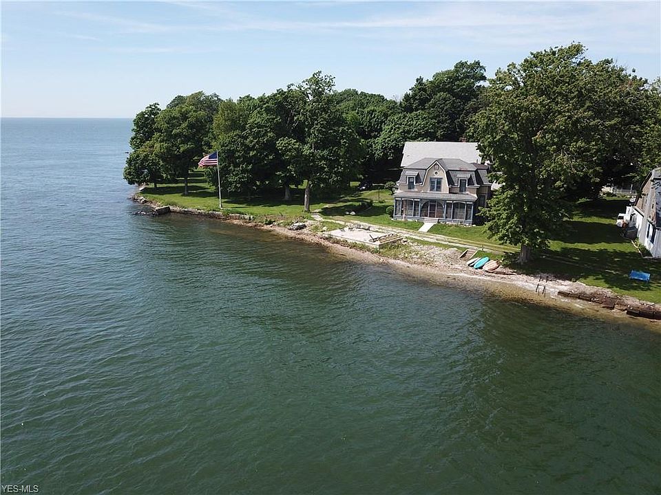 1st image of 789 Lake Ave