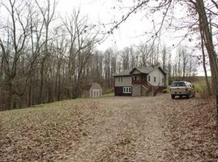 37 Canaan Church Rd, Farmington, PA 15437