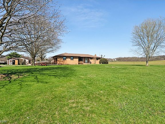 4th image of 7115 Lardon Rd NW