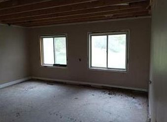 Additional Living Room