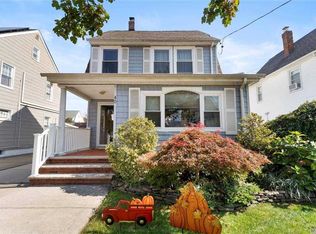 40 Juniper Ave, Mineola, NY 11501